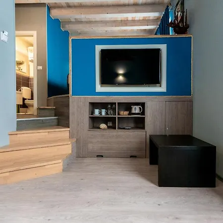 Nautica South - Old Town 4*