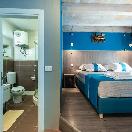 Nautica South - Old Town Gasthof