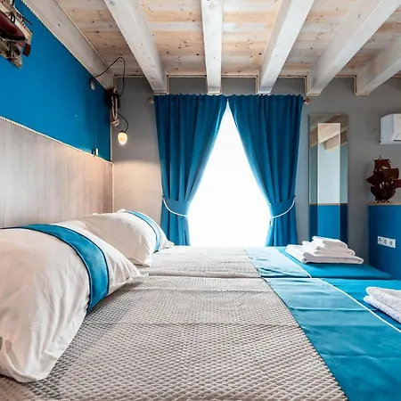 Nautica South - Old Town