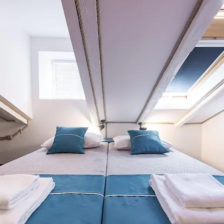 בית הארחה Nautica South - Old Town