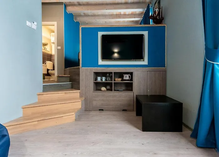 Nautica South - Old Town 3*