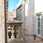 Konukevi Nautica South - Old Town 3*