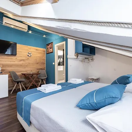 Nautica South - Old Town 3*