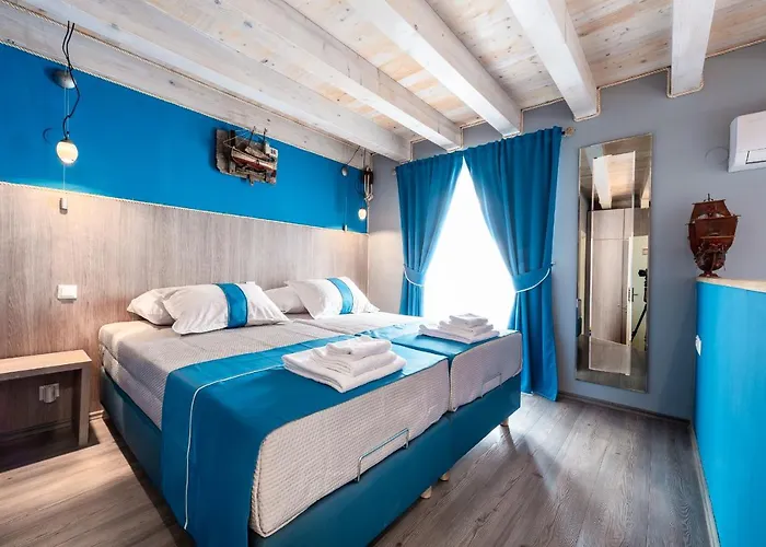 Nautica South - Old Town Ragusa